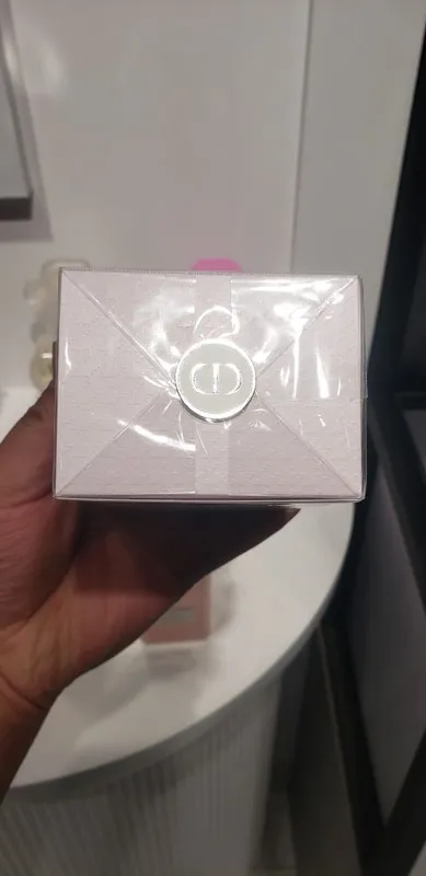 Miss Dior Blooming Bouquet 100% оргиналь 100мл 3 Miss Dior Blooming Bouquet 100% оргиналь 100мл 3