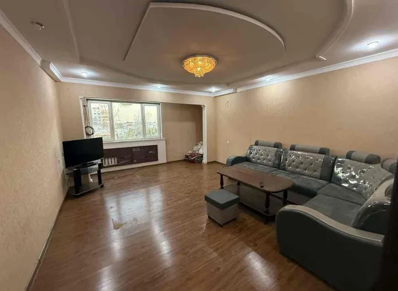Аренда квартира Срочно Бобур 500$