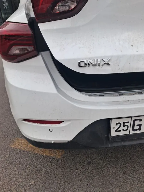 Chevrolet Onix LTZ turbo 4