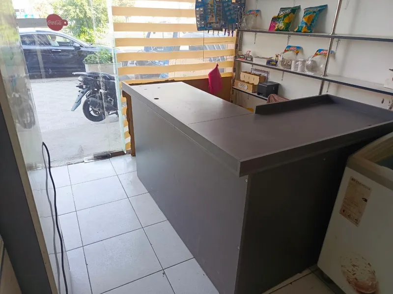 Doʻkon Uchun Kassa Stol 1 Doʻkon Uchun Kassa Stol 1