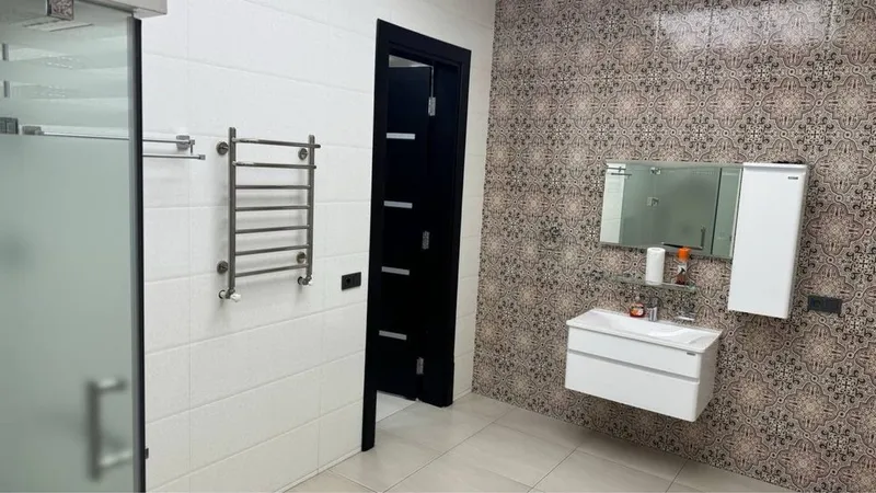 Аренда Евро офис Ор-р: метро Ойбек 450м2 6
