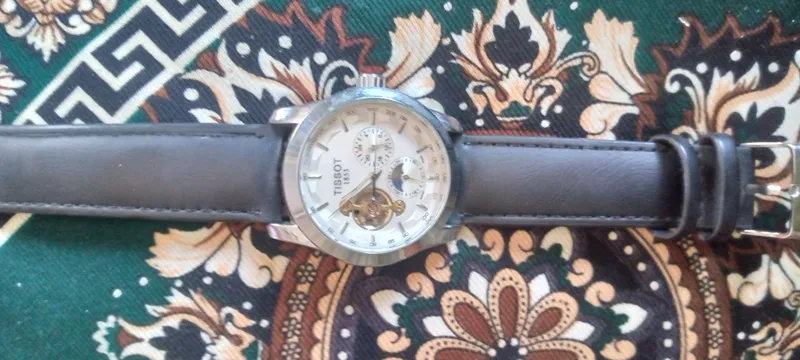 TISSOT 1853 Qo'l soati