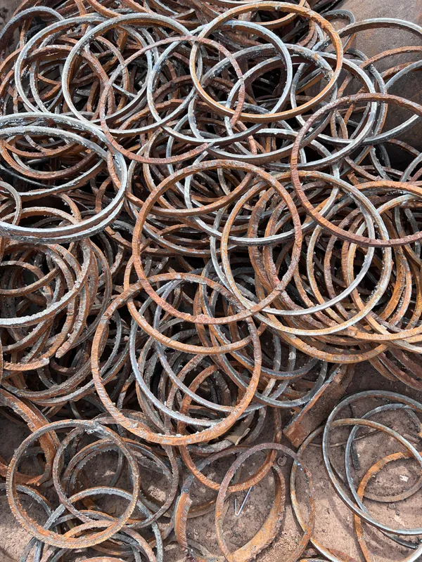 Xar xil metal olamiz