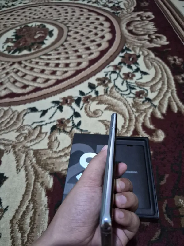 Samsung s21 ultra 12/256 Белый 6