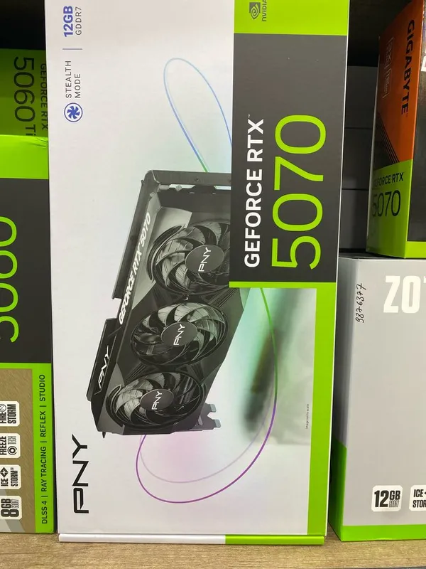 Rtx5070 12gb 3fan pny