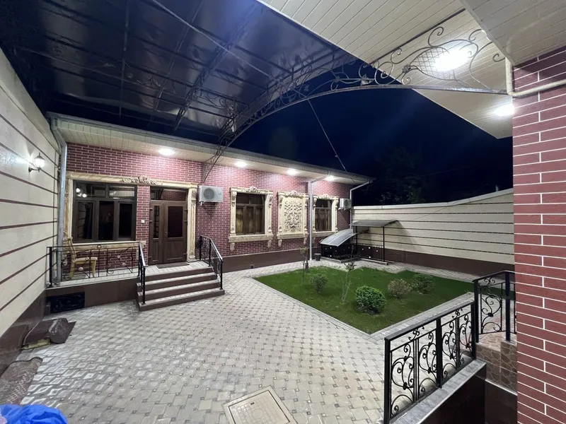 Сдается Дом, 6 комнат, 330м², Юнусабад. Орриентир Малика базар(400м)