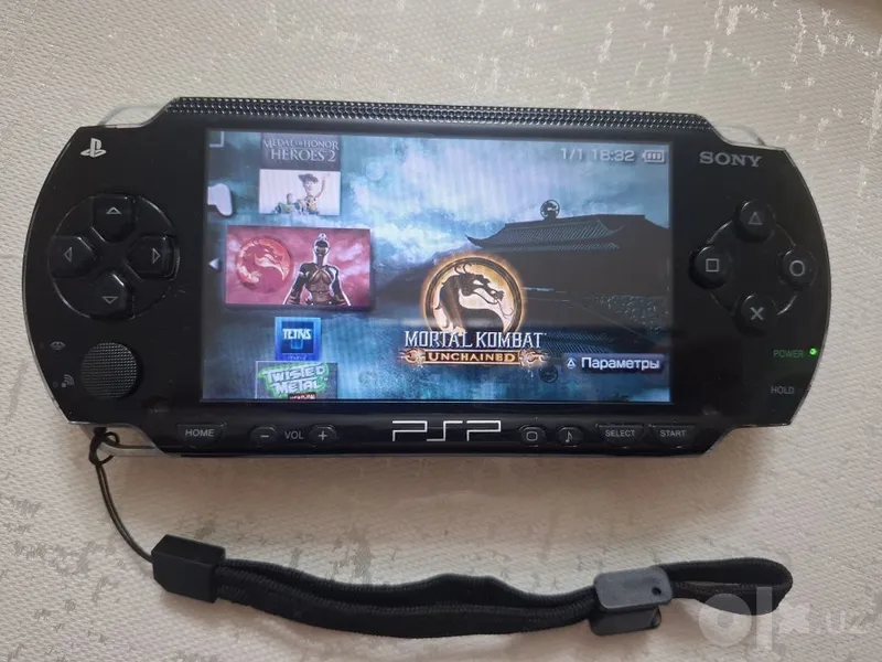 Sony PSP в отличном состоянии прошитая 1 Sony PSP в отличном состоянии прошитая 1
