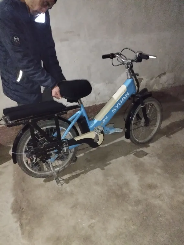 velik zoʻr. zaryati 25-30 km ga yetaddi 1