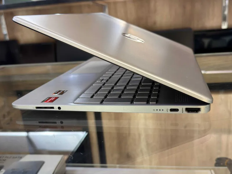 HP LAPTOP 15-ef2xxx Ryzen 5 5500U RAM 8 SSD 256 — фото 2