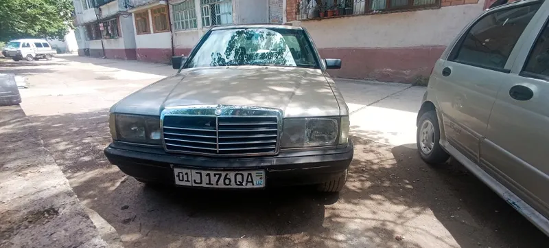 Mercedes-benz 190-E 1 Mercedes-benz 190-E 1