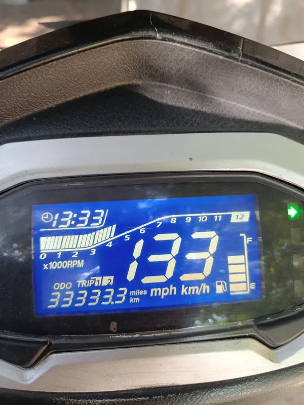 Сузуки сотилади.150куб 1