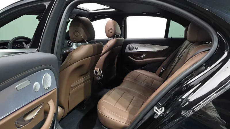 Продаётся Mercedes-Benz E-Class E350 4MATIC Avantgarde — фото 8