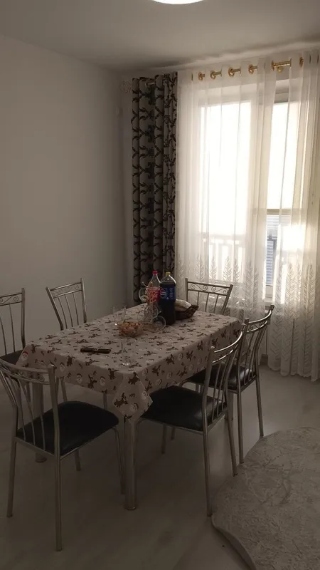 3 xonali kvartira, 52 m2, Yashnobod 2