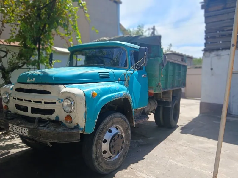 Zil samasval sotiladi 1988 yil ural mator rama butun naxadu 2