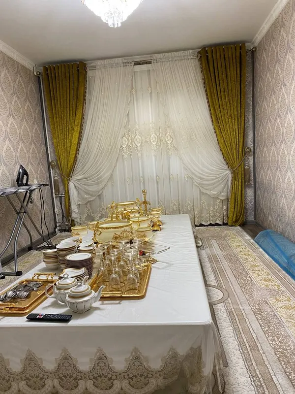 Срочно продаётся 3 ком квартира 74кв метр, 1этаж 4этажнога дома — фото 1
