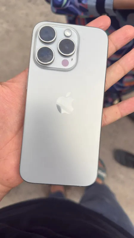 iPhone 15 Pro 128 ГБ, ёмкость 80% 4 iPhone 15 Pro 128 ГБ, ёмкость 80% 4