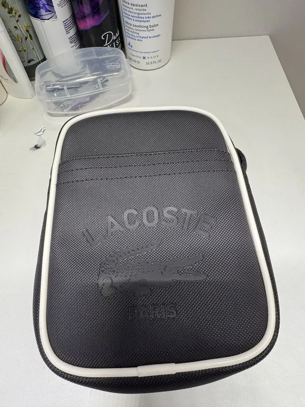 Сумочка через плечо Lacoste 1