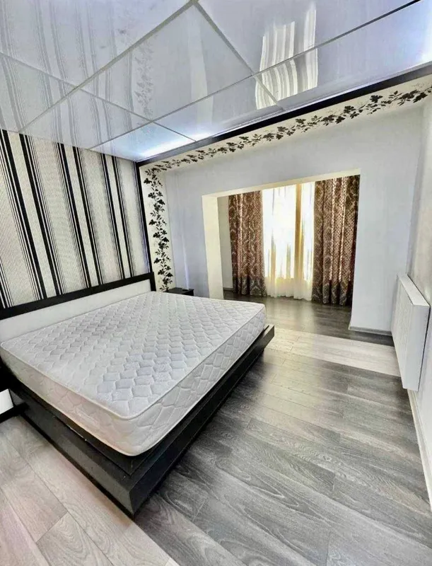 Продаётся 3-комнатная квартира, 82 м², 3/5, Мирабадский район — фото 3