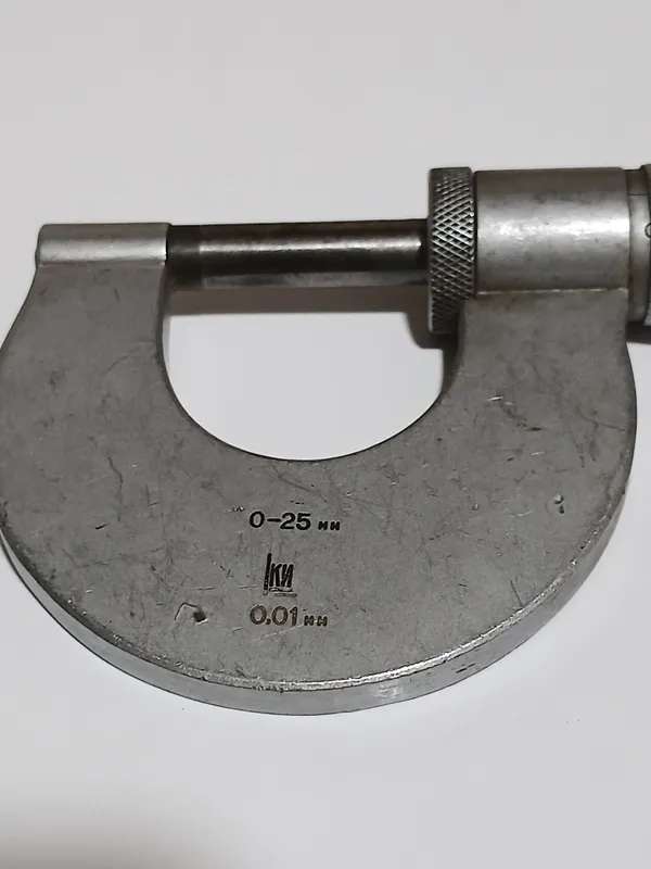 Микрометр СССР 0–25 мм 4 Микрометр СССР 0–25 мм 4
