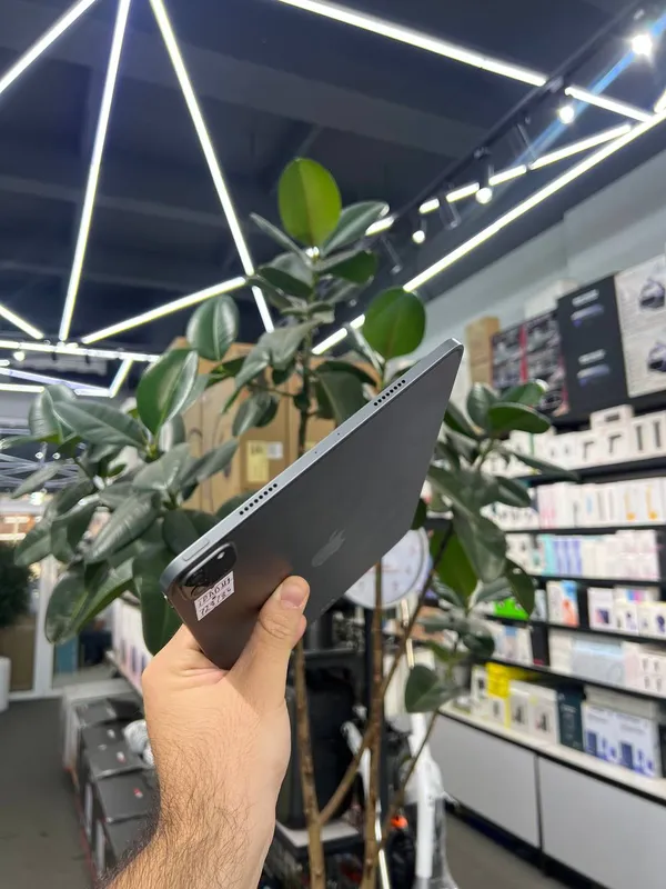 iPad Pro 11-inch M1 4