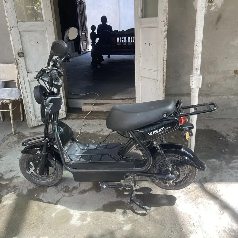 Skuter sport moped 3