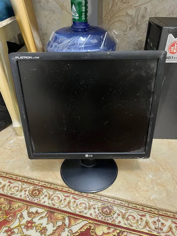 LG FLATRON L1734S и prosessor LG