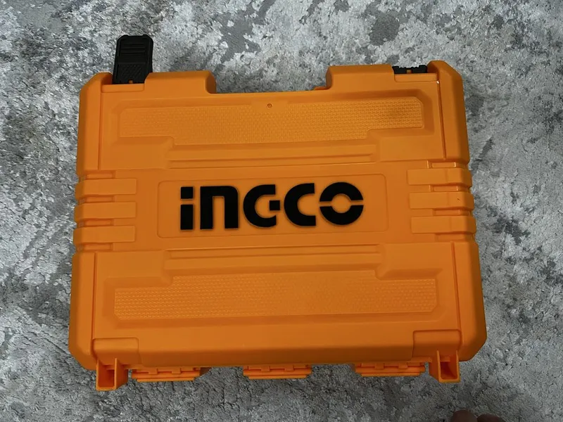 Продаю Шуруповерт INCCO