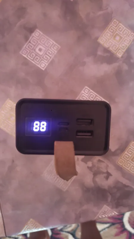 Power bank 1 oy ishlatilgan.fonarlari yonadi 50000wat — фото 1