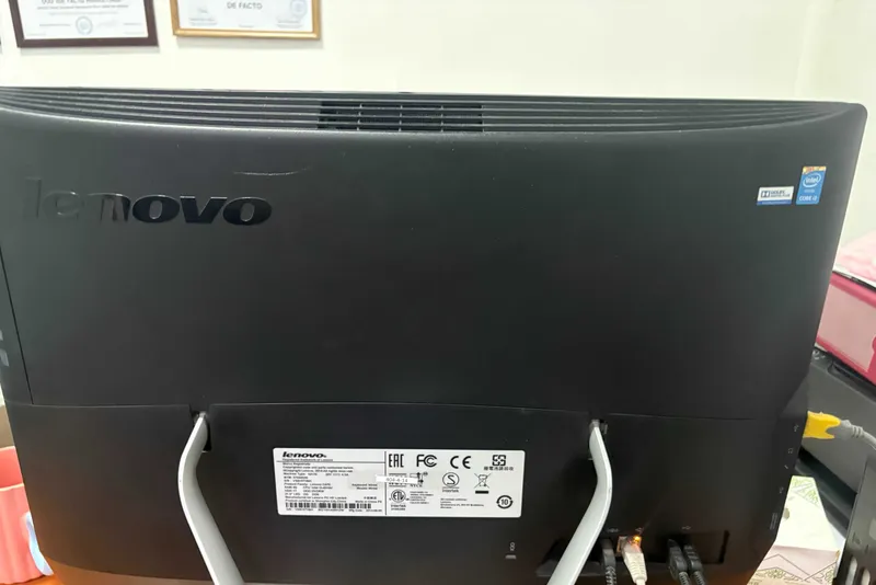 Моноблок Lenovo 2 Моноблок Lenovo 2