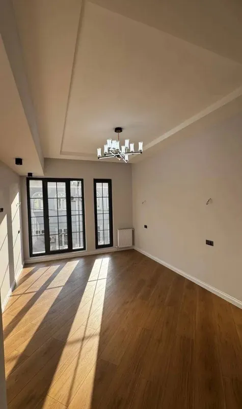 250 m² uy sotiladi, Yakkasaroy tumani 7 250 m² uy sotiladi, Yakkasaroy tumani 7