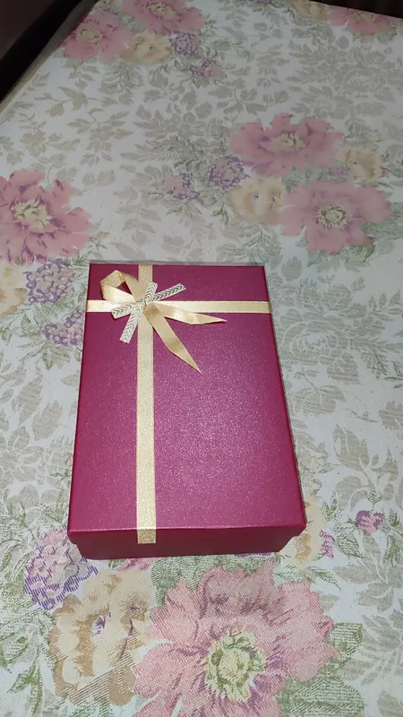 gift box 3
