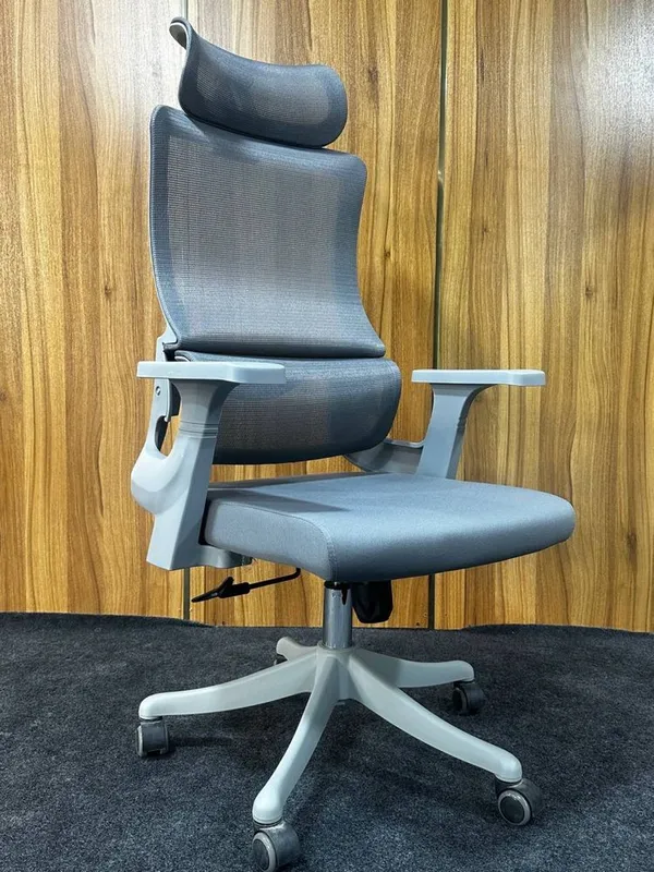 Har-xil turdagi 1yil kafolatga egan bolgan ergonomik kreslolar — фото 3