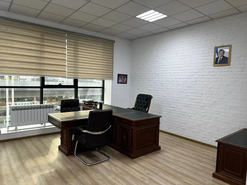 Срочно продается евроздание , 1235 кв.м вдоль главной дороги. — фото 3