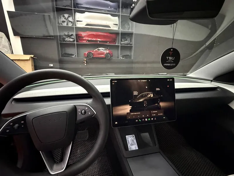 Tesla Model 3 Highland 3 Tesla Model 3 Highland 3