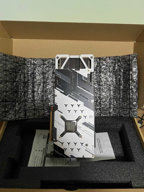 Saphire nitro+ 5700 XT 5 Saphire nitro+ 5700 XT 5