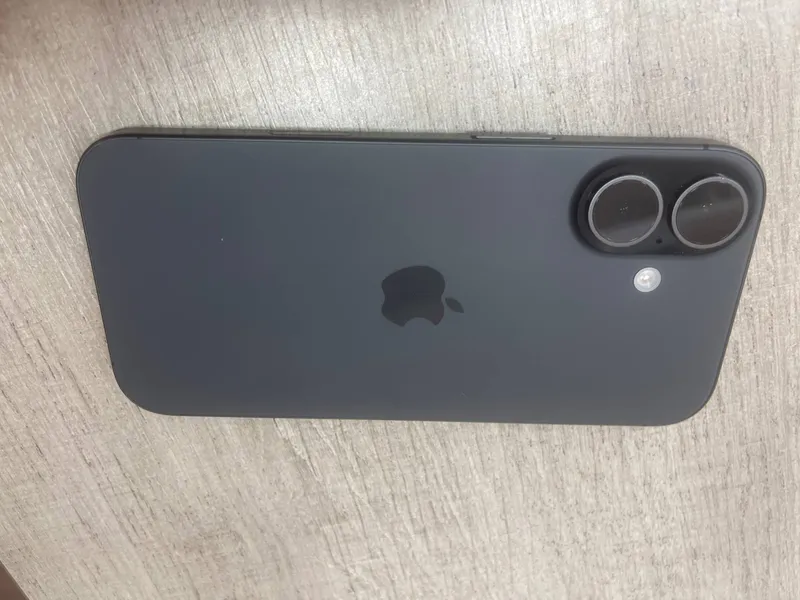 iPhone 17, 256 ГБ, чёрный 2
