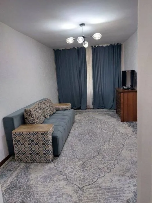 2-комнатная квартира, 50 м², 4/4, Мирзо-Улугбек (Аккурган), метро Пушкин 1