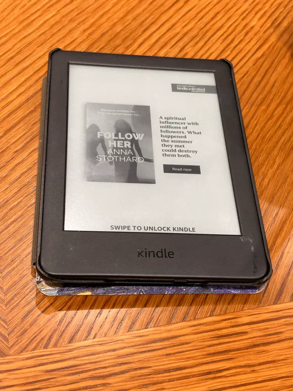 Kindle (10th generation) — фото 1