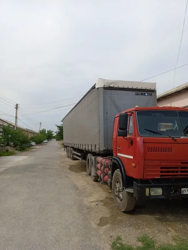 Sotiladi kamaz fura holati yaxshi yurib turgan moshina ishga tayyor ..