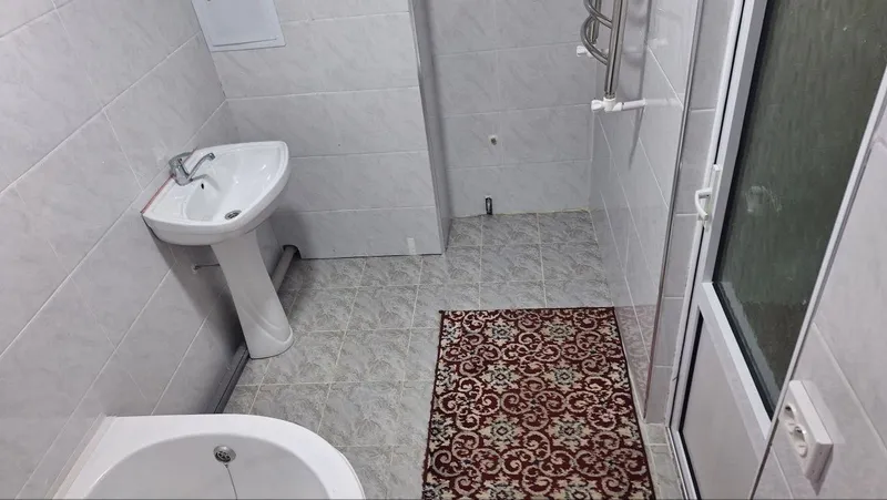 Shoshilinch ravishda kvartira ijaraga beriladi 1