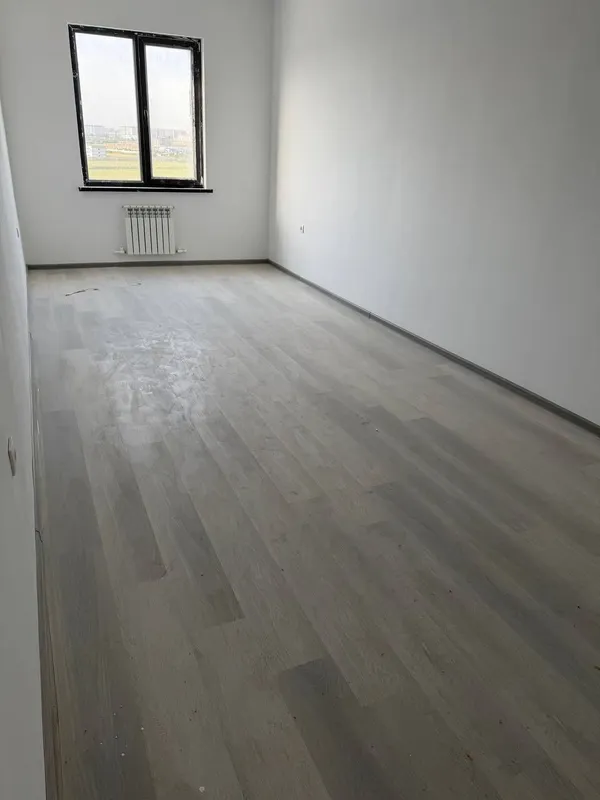 Uy sotiladi. Zudlik bilan Sergiliy bitonkada. Ipateka va subsidya bor. 3