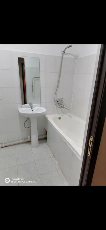 Arenda kvartira 2 xona sanuzel kuxnya 1 Arenda kvartira 2 xona sanuzel kuxnya 1