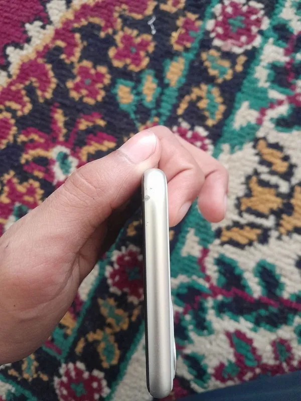 Iphone 11 64 gb ishlashiga 15 kun garantiyasi bor 2
