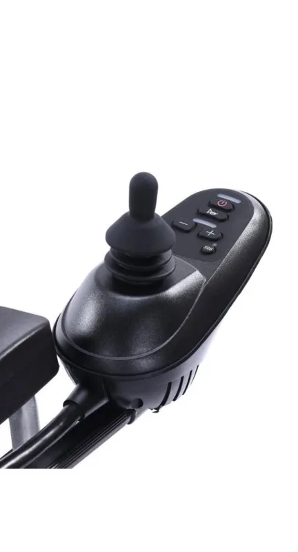 Pult bilan boshqariladigan elektron nogironlar aravachasi 3