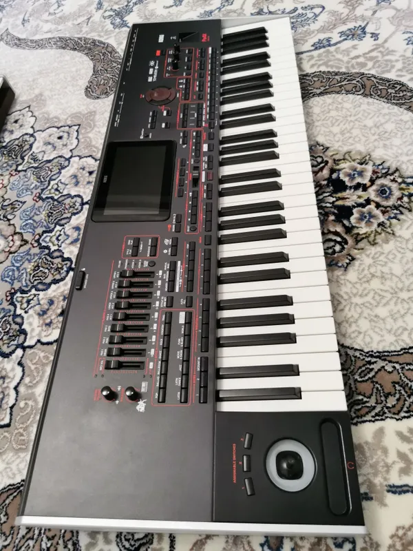 Korg pa4x lar sotiladi holati yangi — фото 2