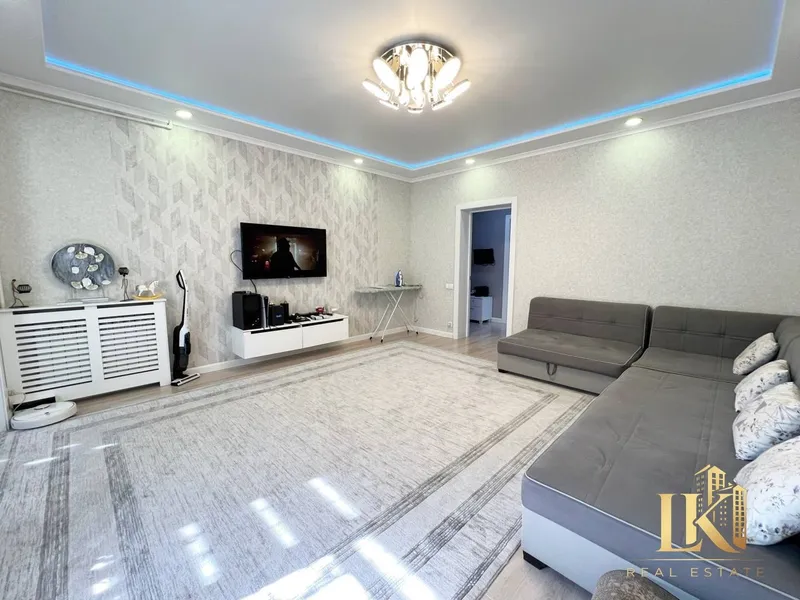 3 xonali kvartira sotiladi, 71 m², 5/9, Yakkasaroy tumani 2