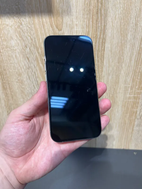 iPhone 15 Pro — фото 4