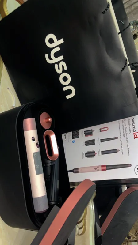 Dyson airwrap i.d. 1