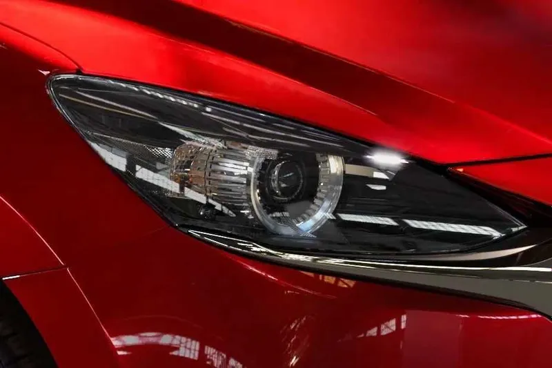 Mazda 2 Naqd va halol nasiya savdo — фото 3