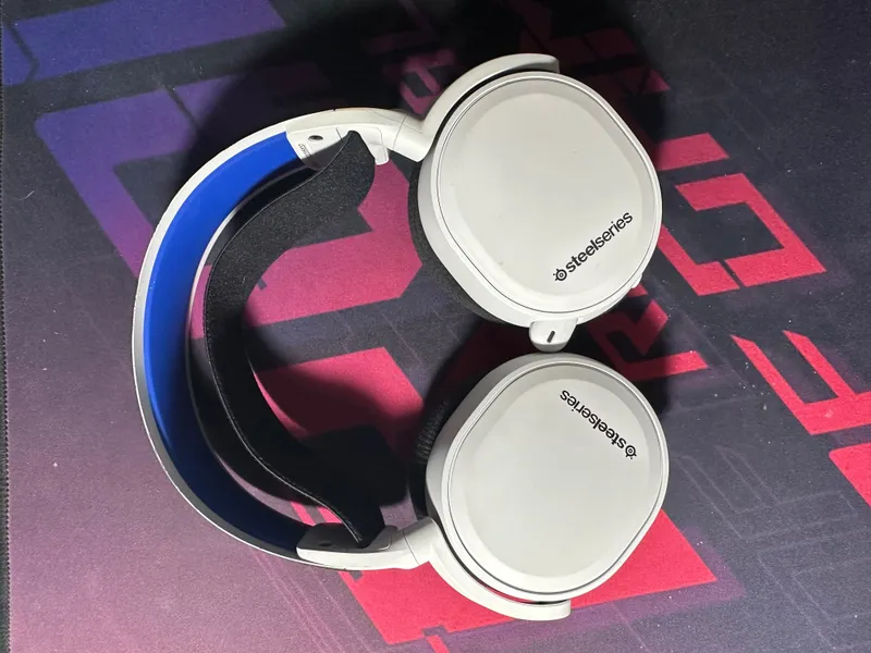 Steelseries arctis 7P+ 1 Steelseries arctis 7P+ 1